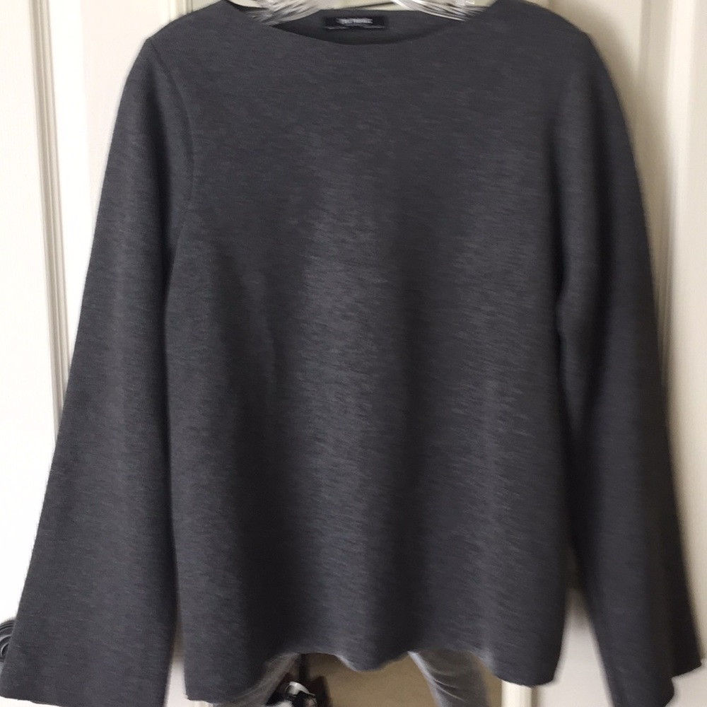 Zara bell sleeve knit size S